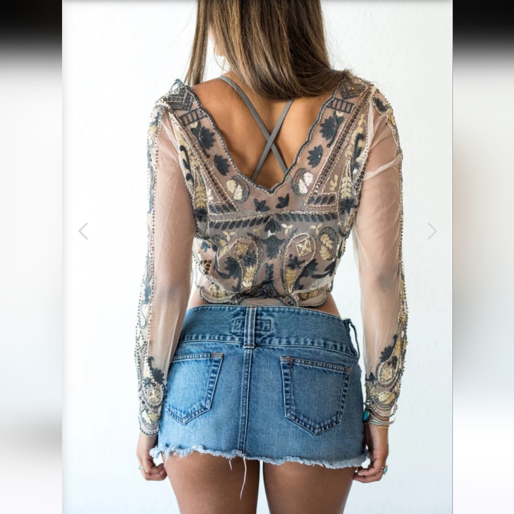 Grace Embellished Barely There Crop Top Size 8 - Picture 3 of 11